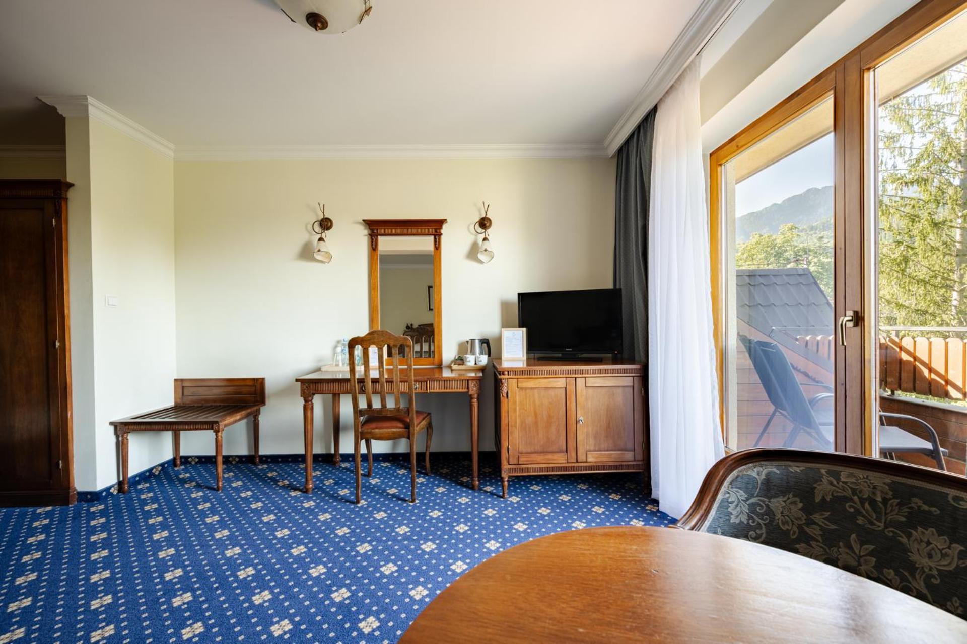 Premium Room,1559628040:JPEG